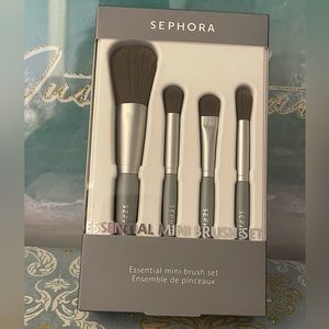 💕NIB SEPHORA MAKEUP BRUSH SET💕